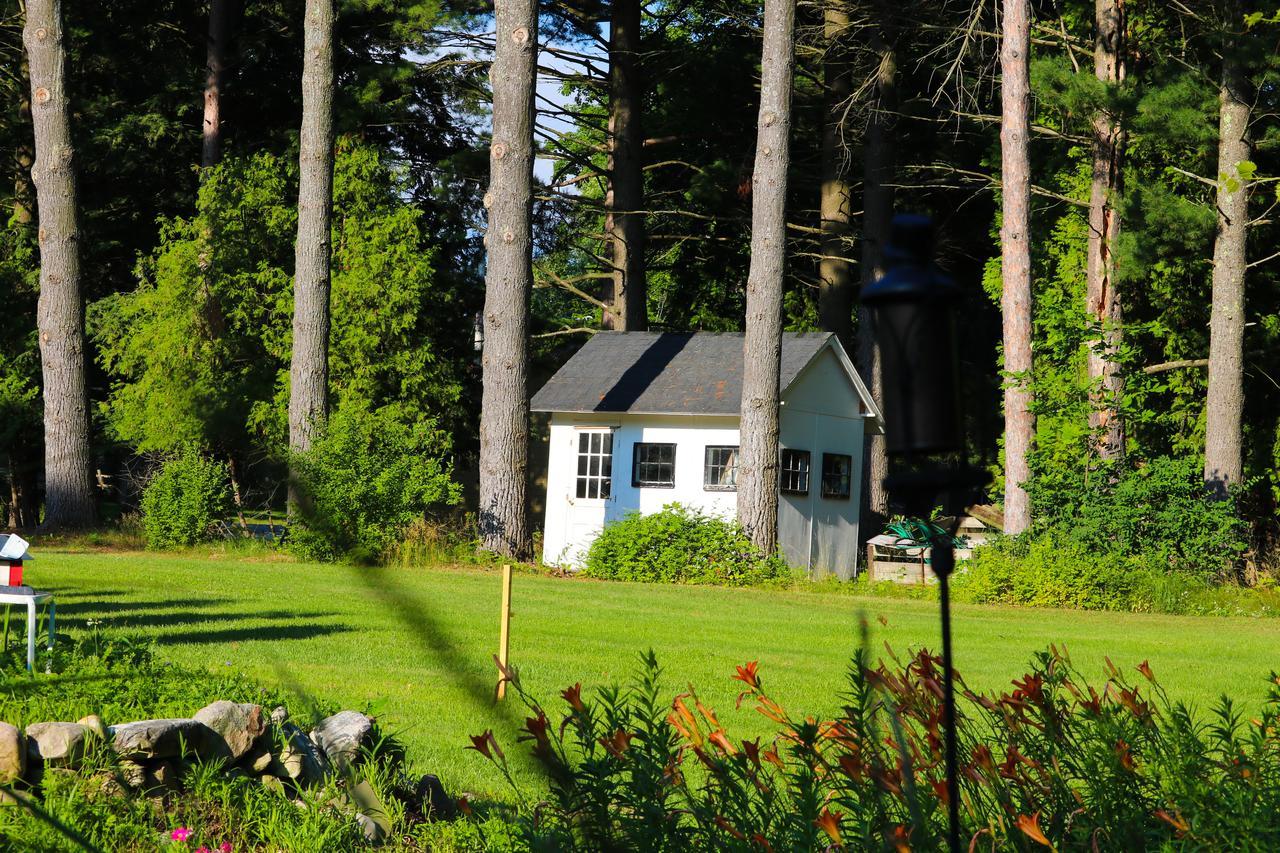 Mill Pond Inn Northport Kültér fotó